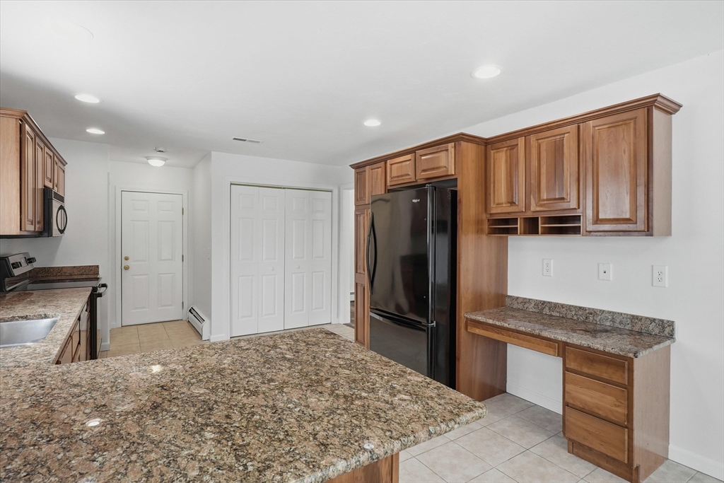 8 Haven Way, Unit 8 Ashland, MA 01721 - Photo 14 of 42