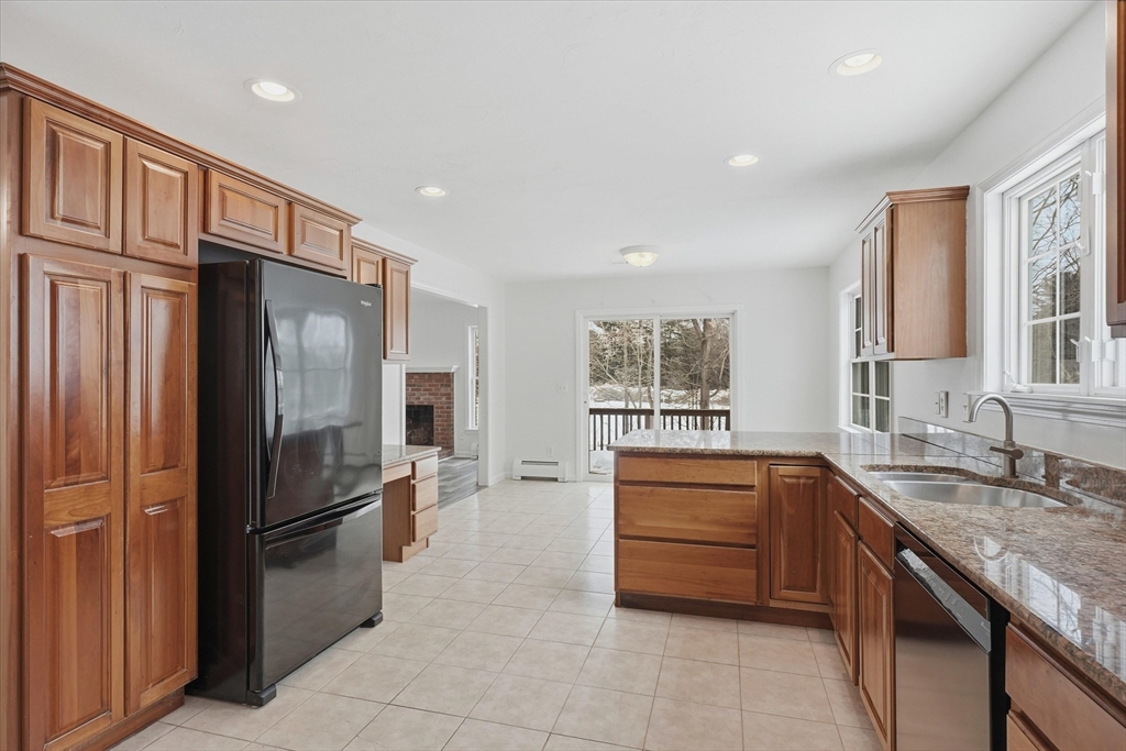 8 Haven Way, Unit 8 Ashland, MA 01721 - Photo 15 of 42