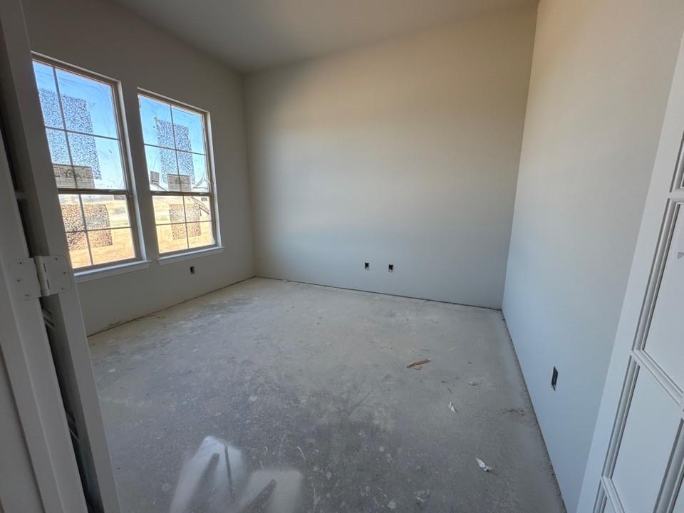 313 Johnny Boy Way Springtown, TX 76082 - Photo 4 of 12 Gallery Image 4