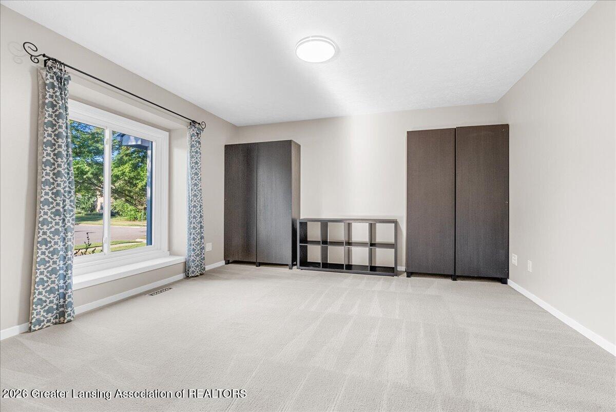 2198 Quarry Road East Lansing, MI 48823 - Photo 11 of 57 09-Media Jett -11