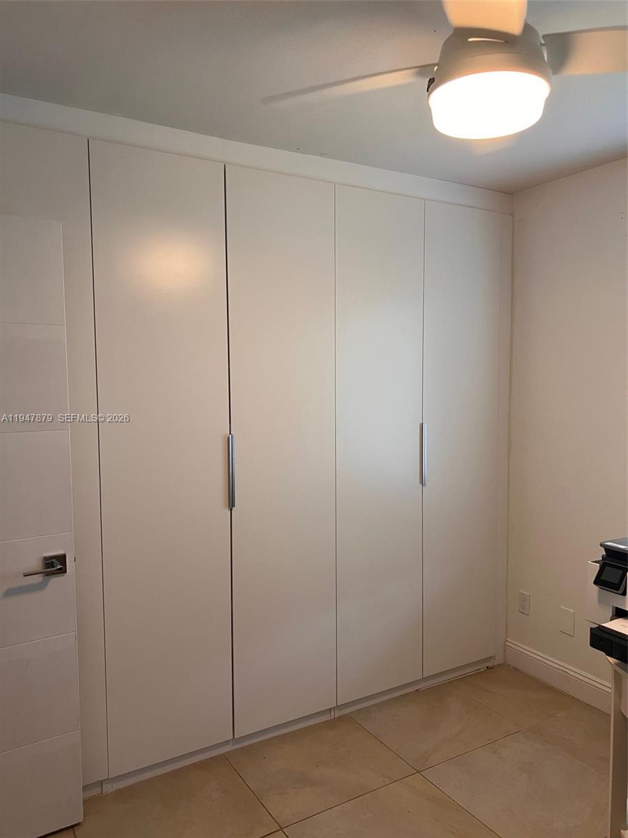 747 Southwest 6th Street Hallandale Beach, FL 33009 - Photo 25 of 29