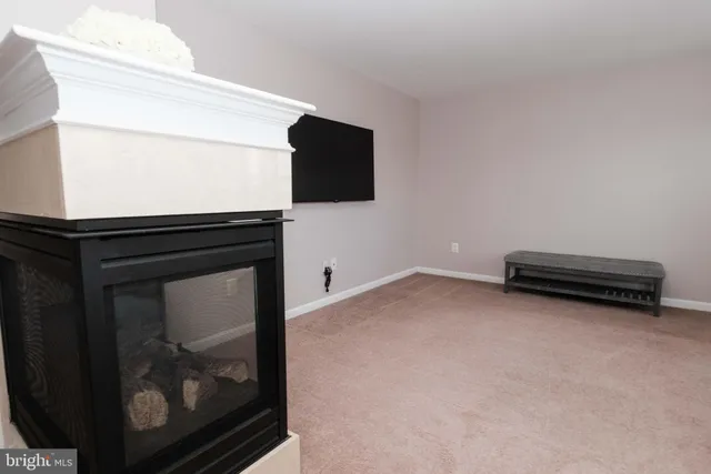 $669,000 | 9800 Leighland Court, Waldorf, MD 20603