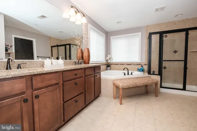 $669,000 | 9800 Leighland Court, Waldorf, MD 20603