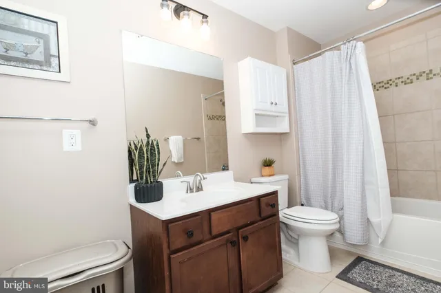 $669,000 | 9800 Leighland Court, Waldorf, MD 20603