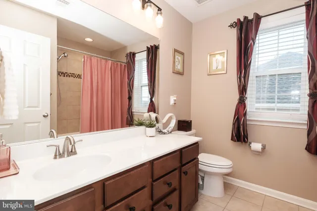 $669,000 | 9800 Leighland Court, Waldorf, MD 20603