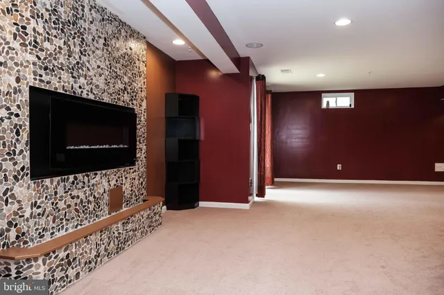 $669,000 | 9800 Leighland Court, Waldorf, MD 20603