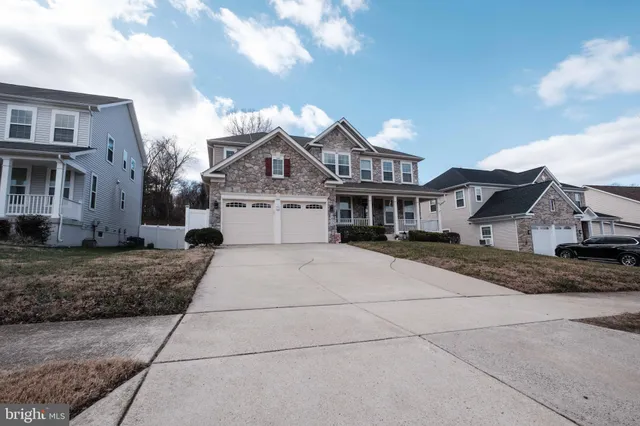 $669,000 | 9800 Leighland Court, Waldorf, MD 20603