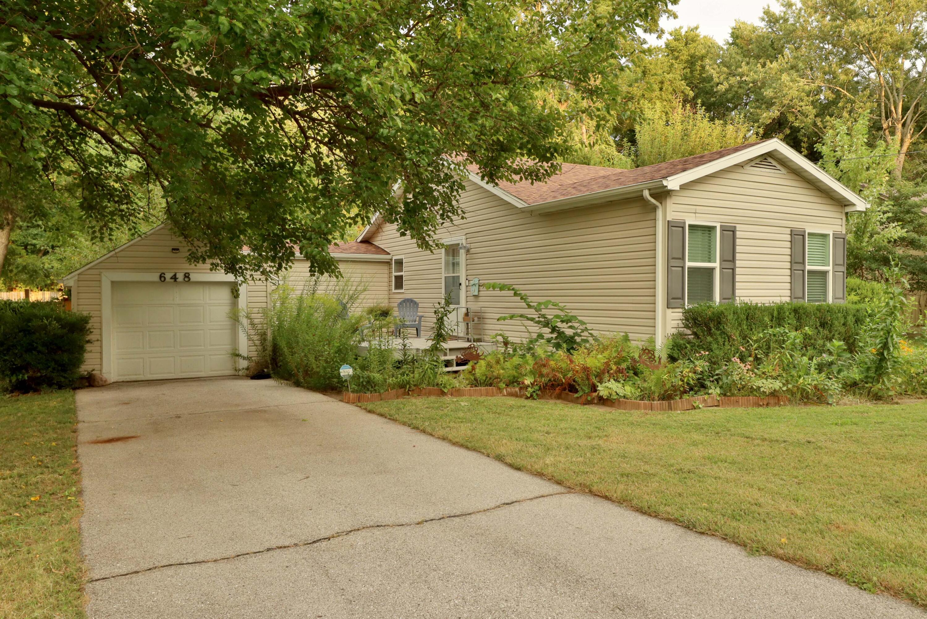 648 South Peach Tree Avenue Springfield, MO 65802 - Photo 42 of 53 PeachTree-3066