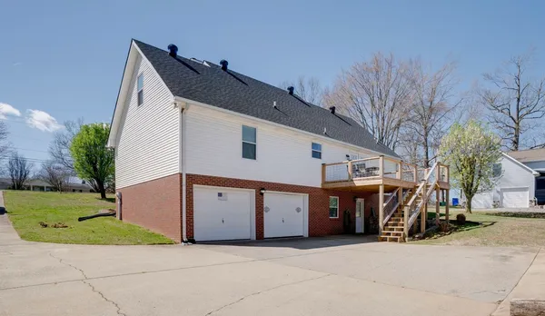 $569,900 | 145 South Palmers Chapel Road, White House, TN 37188
