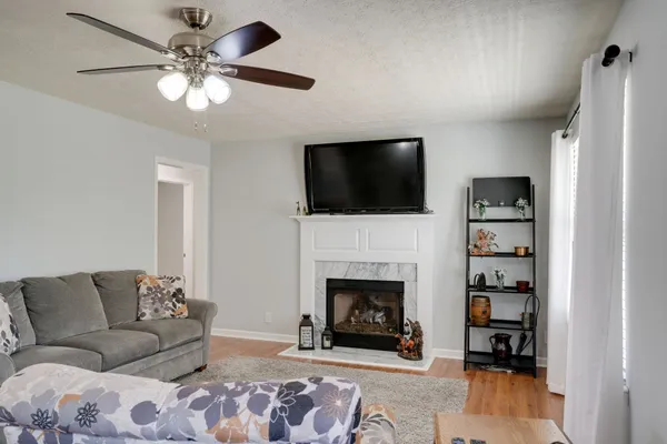 $569,900 | 145 South Palmers Chapel Road, White House, TN 37188