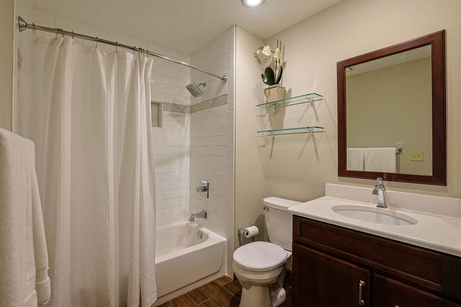 852 Deer Ridge Court Fort Mitchell, KY 41017 - Photo 35 of 43 035-Bath-1