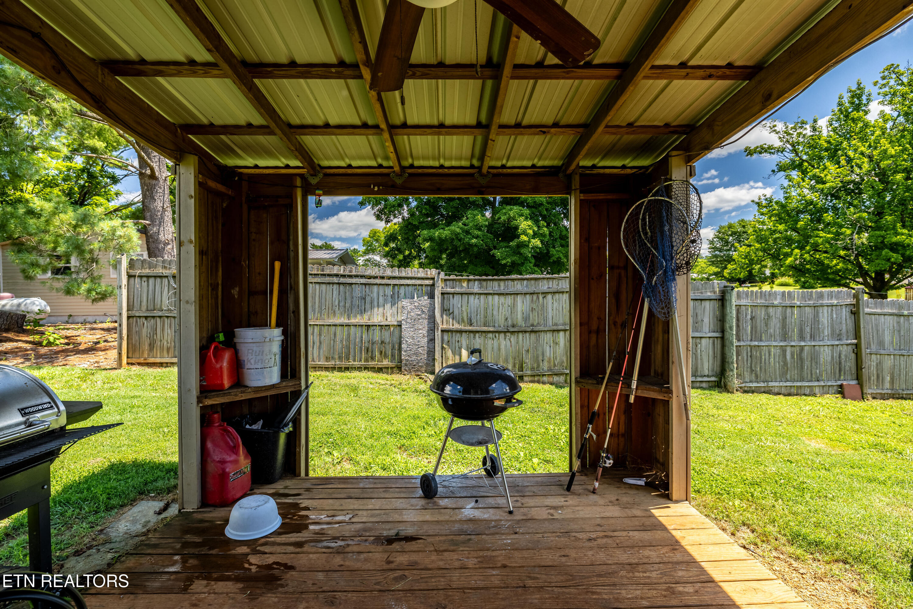 340 Stephens Road Greenback, TN 37742 - Photo 18 of 21 Covered Deck