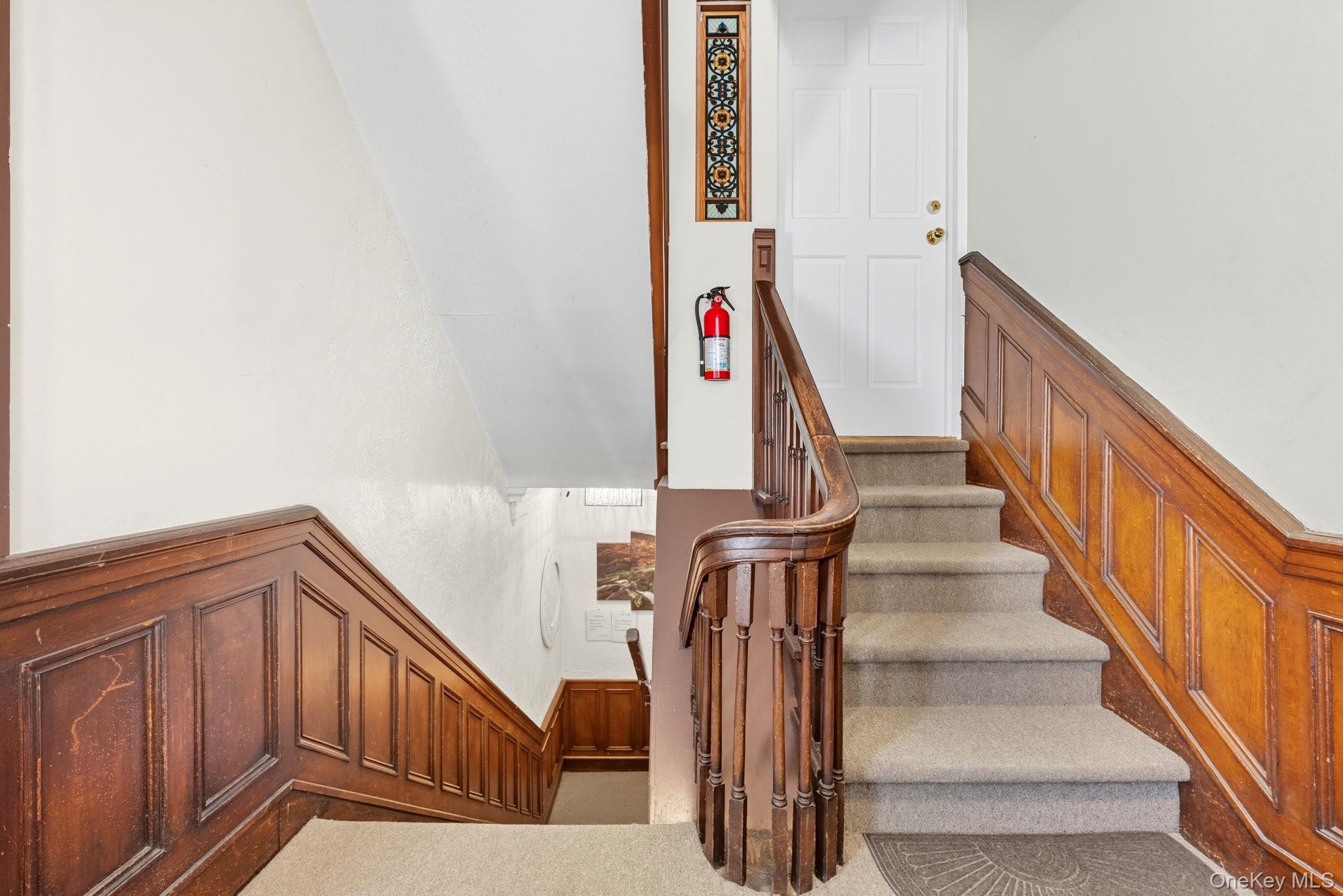 165 Park Avenue, Unit 2 Mount Vernon, NY 10550 - Photo 19 of 20 a view of entryway