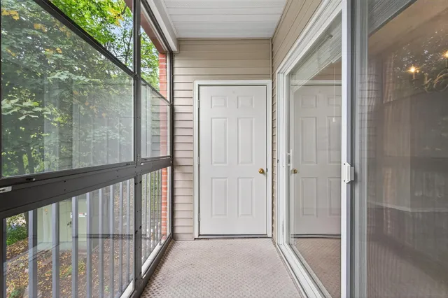 $295,000 | 1941 Ford Parkway, Unit 102, St. Paul, MN 55116