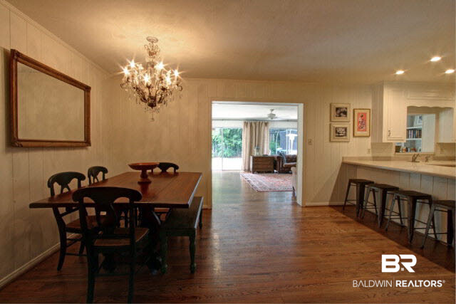 374 Ridgewood Circle Fairhope, AL 36532 - Photo 8 of 22 dining room