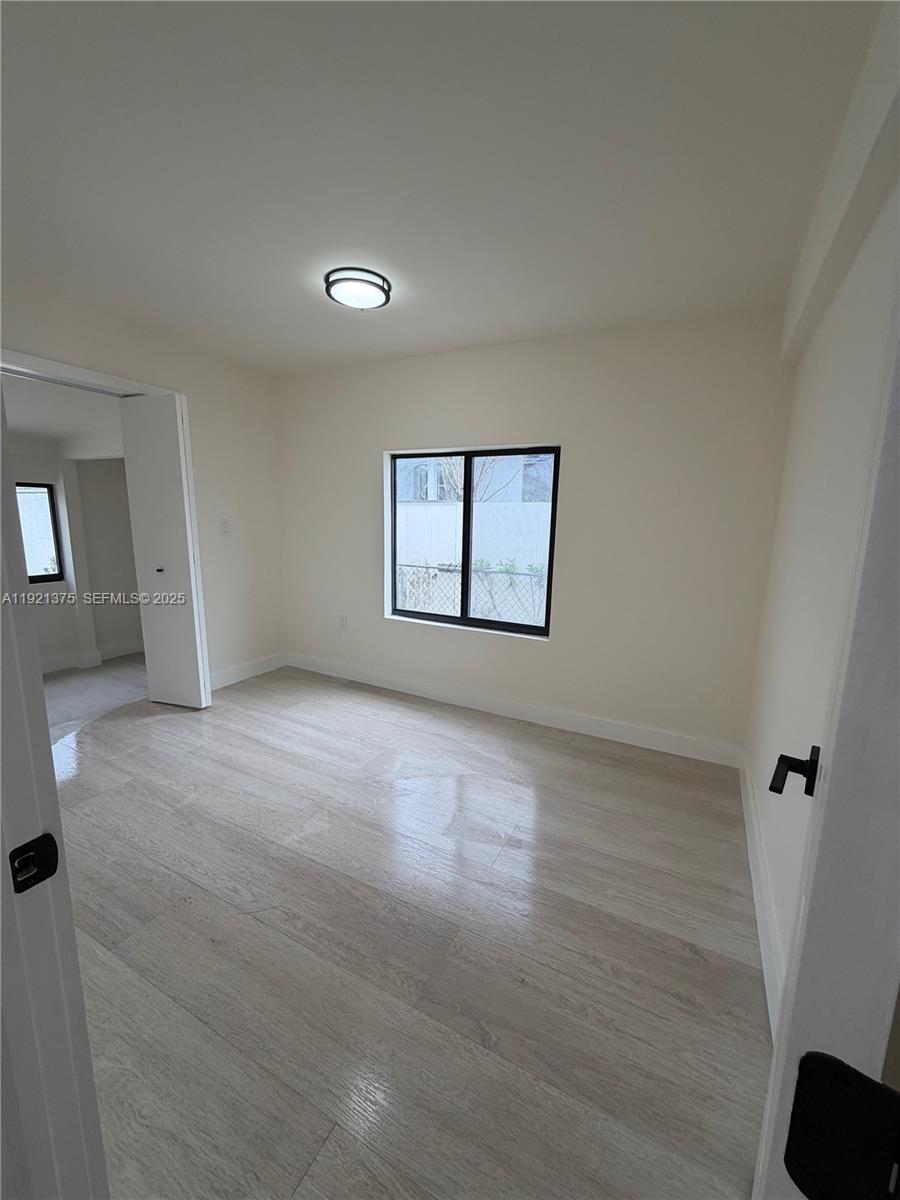 6790 Southwest 25th Terrace Miami, FL 33155 - Photo 6 of 14 Gallery Image 6