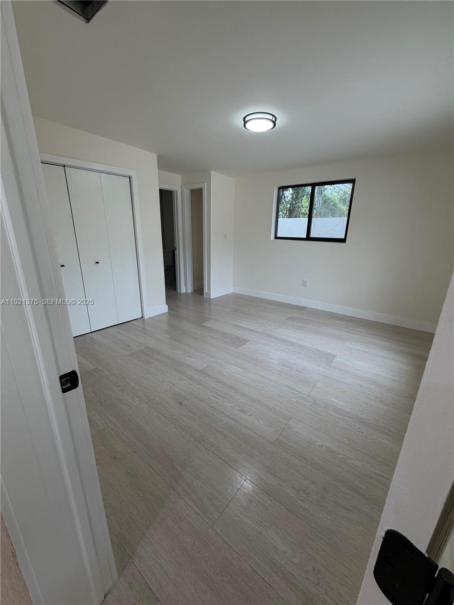 6790 Southwest 25th Terrace Miami, FL 33155 - Photo 9 of 14 Gallery Image 9