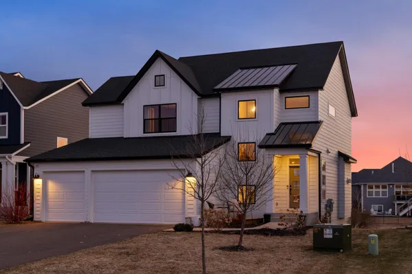 $729,900 | 4056 Kokanee Lane North, Lake Elmo, MN 55042