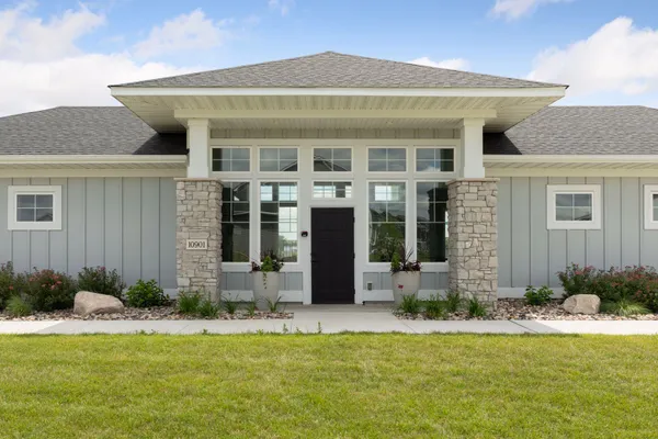 $729,900 | 4056 Kokanee Lane North, Lake Elmo, MN 55042