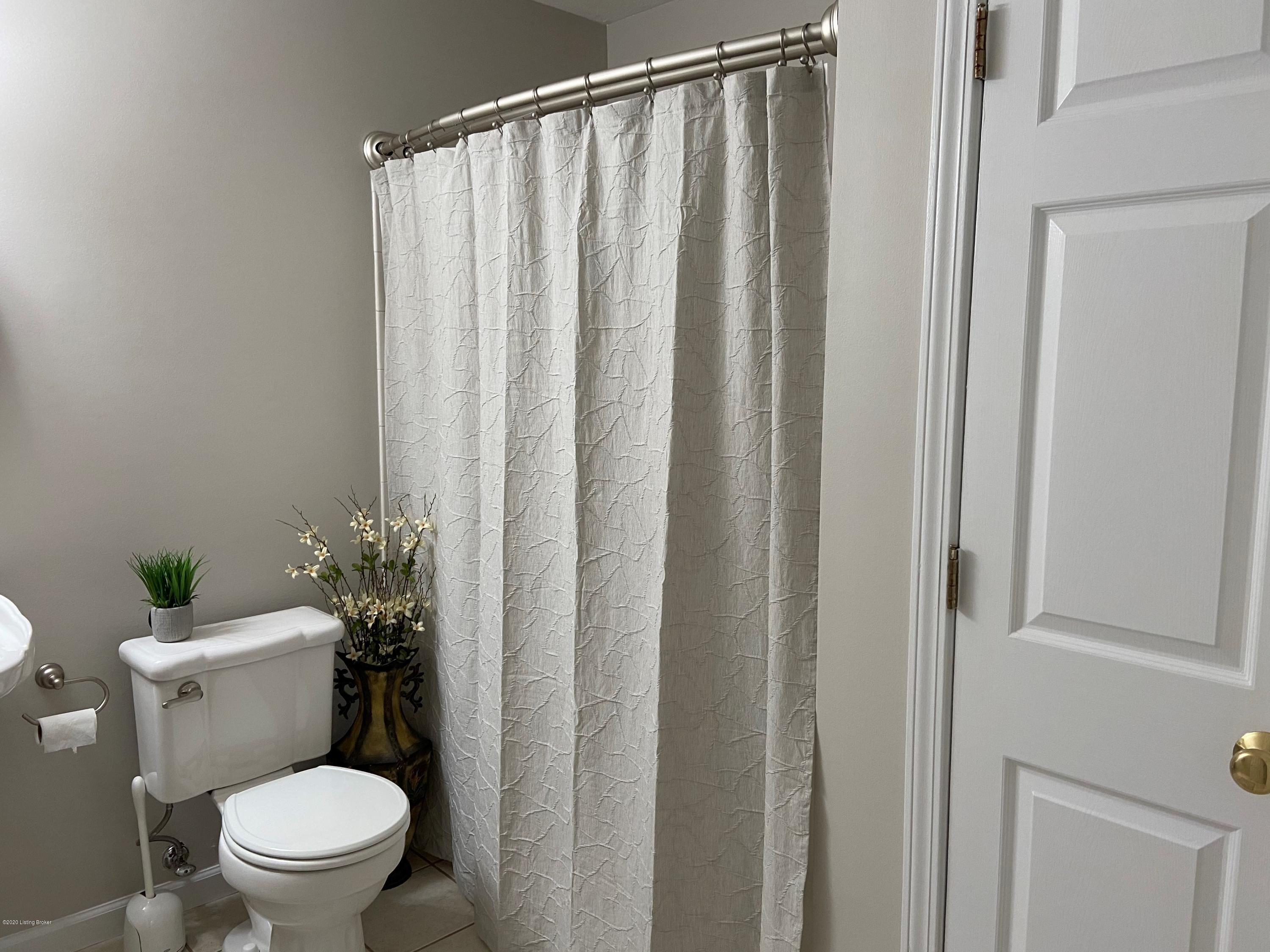 207 Rolling Ridge Way Simpsonville, KY 40067 - Photo 37 of 67 Hall Bath 1