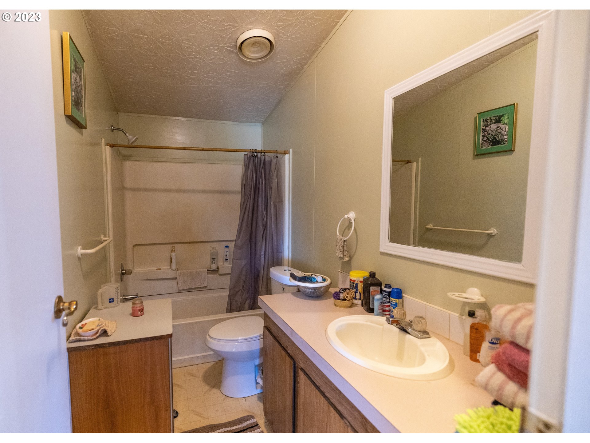 125 Old Mountain Road Goldendale, WA 98620 - Photo 13 of 35 Bedroom