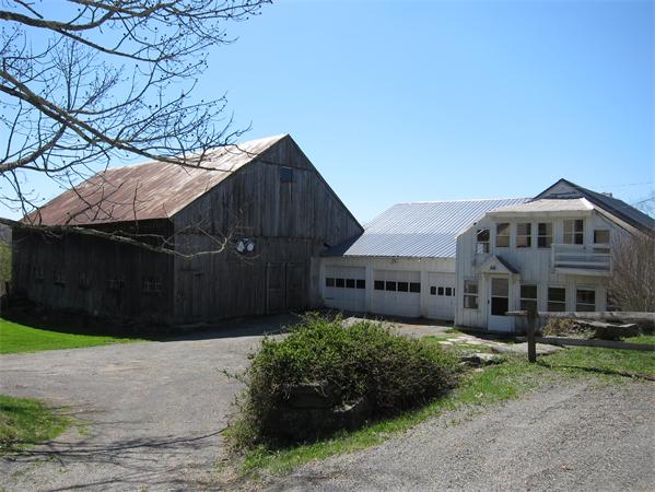 70 Goss Hill Road Huntington, MA 01050 - Photo 3 of 30