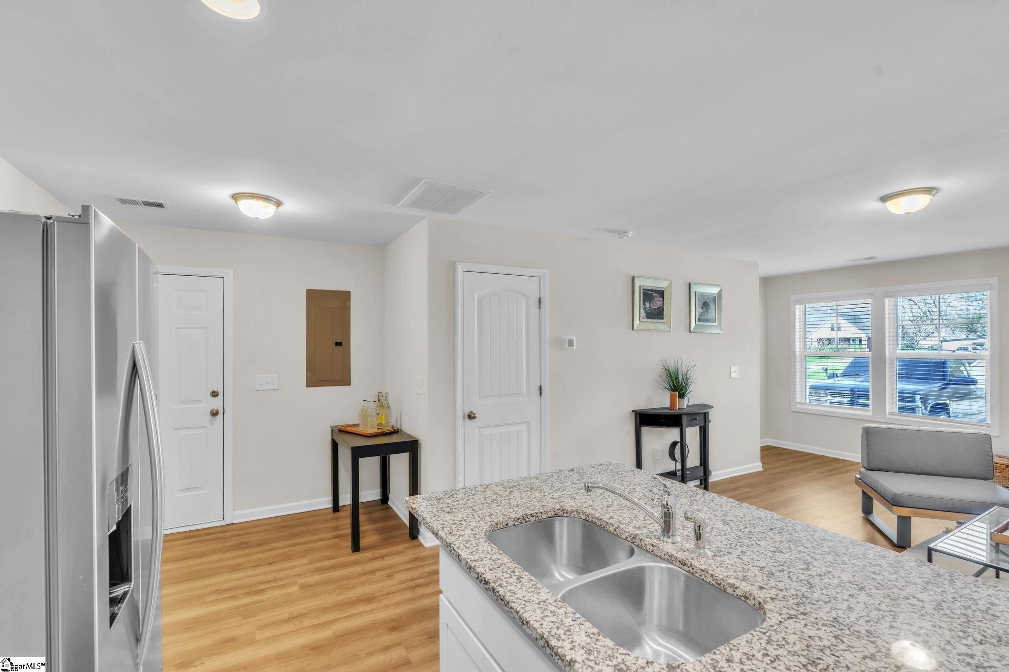 235 Pendleton Road, Unit O2 Clemson, SC 29631 - Photo 9 of 27 Gallery Image 9