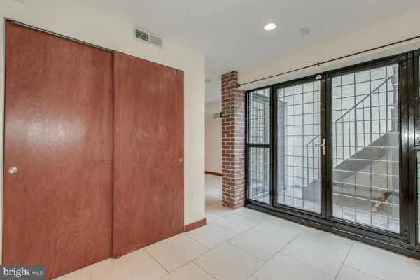 $13,000 | 1401 35th Street Northwest, Washington, DC 20007