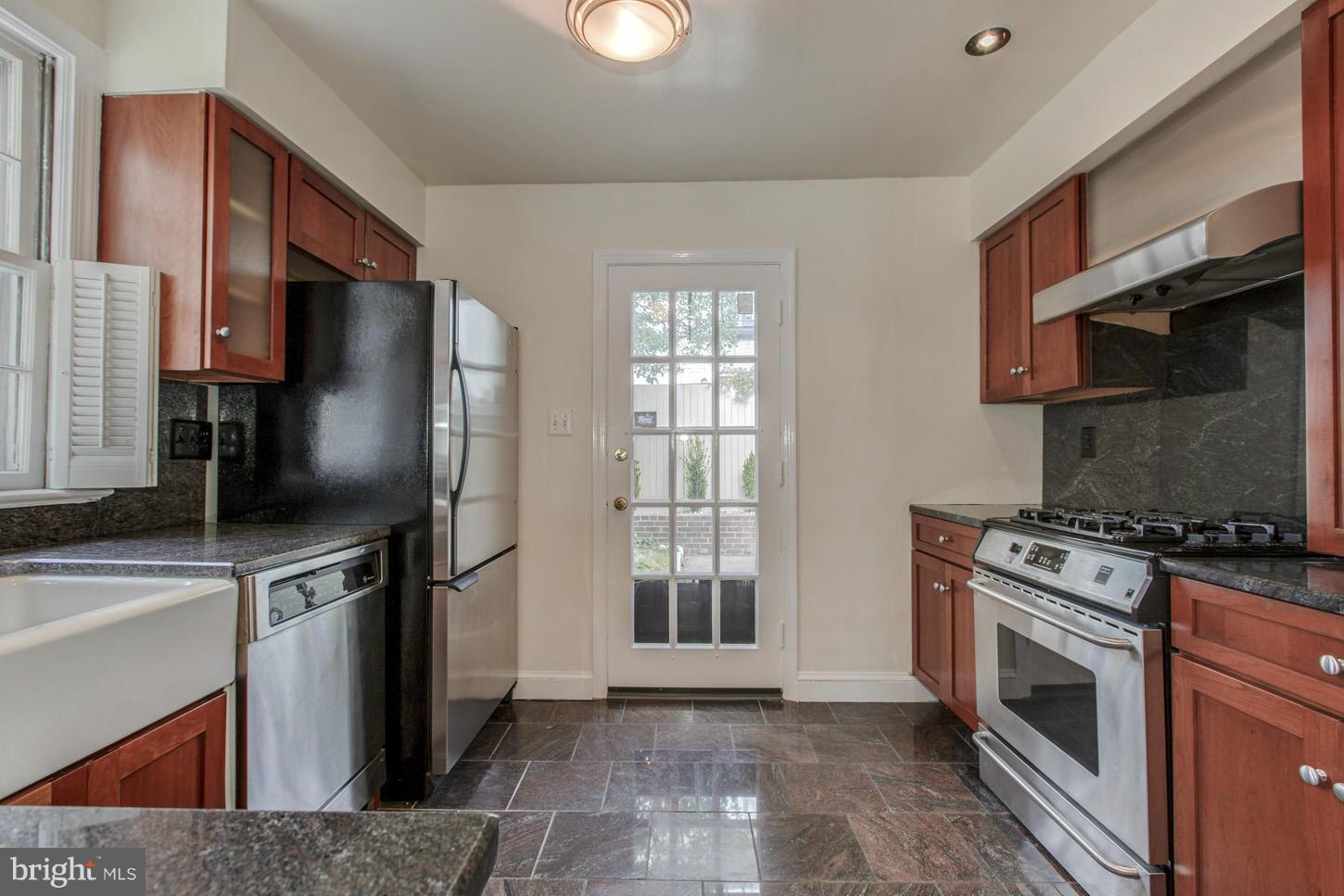 1401 35th Street Northwest Washington, DC 20007 - Photo 22 of 30 Kitchen