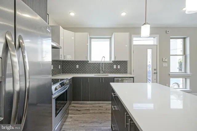 $2,195 | 300 West Jefferson Street, Unit A, Philadelphia, PA 19122