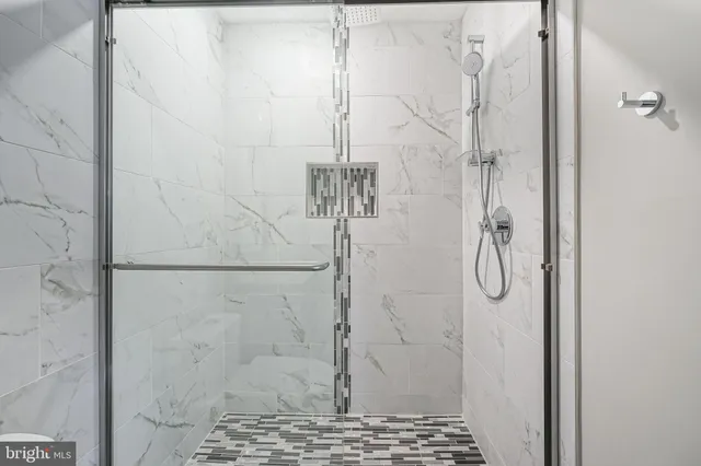 $2,195 | 300 West Jefferson Street, Unit A, Philadelphia, PA 19122