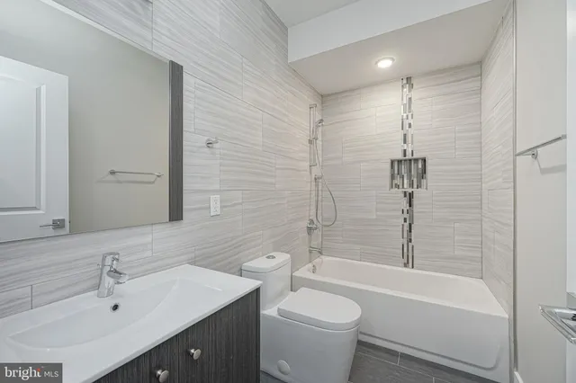 $2,195 | 300 West Jefferson Street, Unit A, Philadelphia, PA 19122