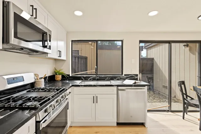 $329,999 | 6892 Calvine Road, Sacramento, CA 95823