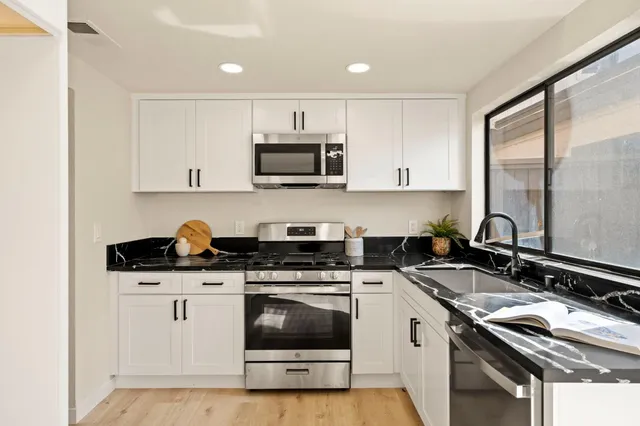 $329,999 | 6892 Calvine Road, Sacramento, CA 95823