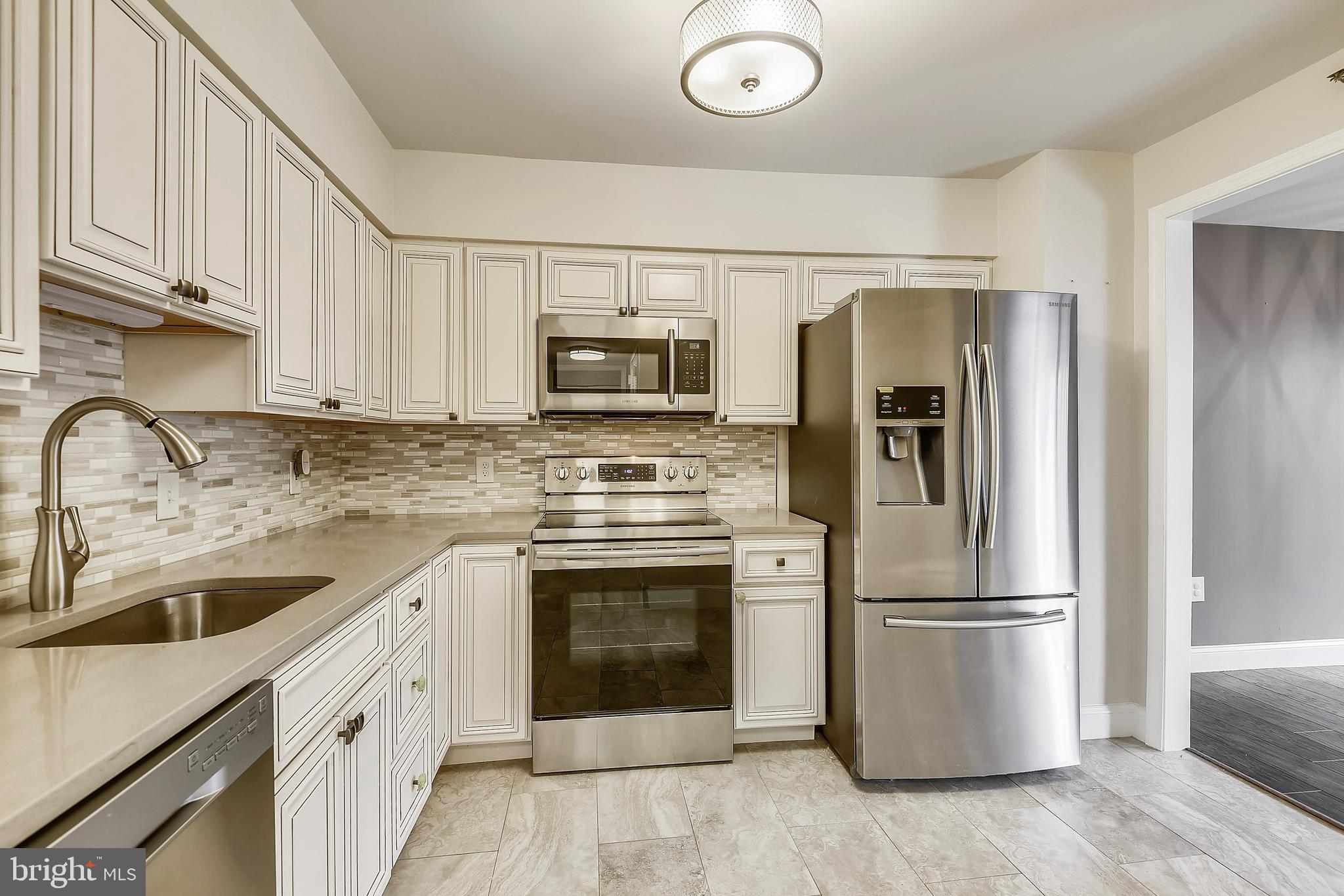 1808 Old Meadow Road, Unit 112 McLean, VA 22102 - Photo 12 of 37