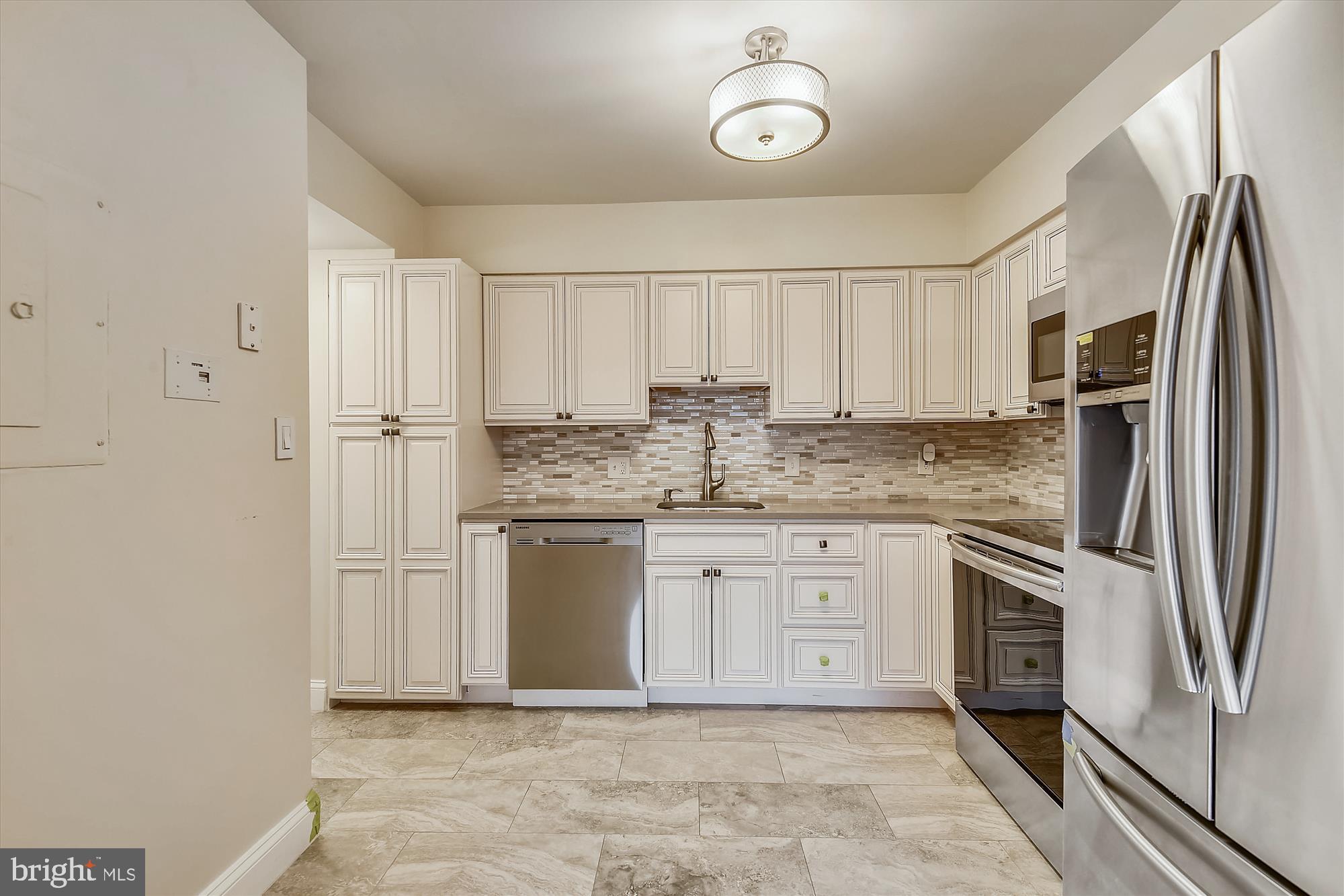 1808 Old Meadow Road, Unit 112 McLean, VA 22102 - Photo 13 of 37