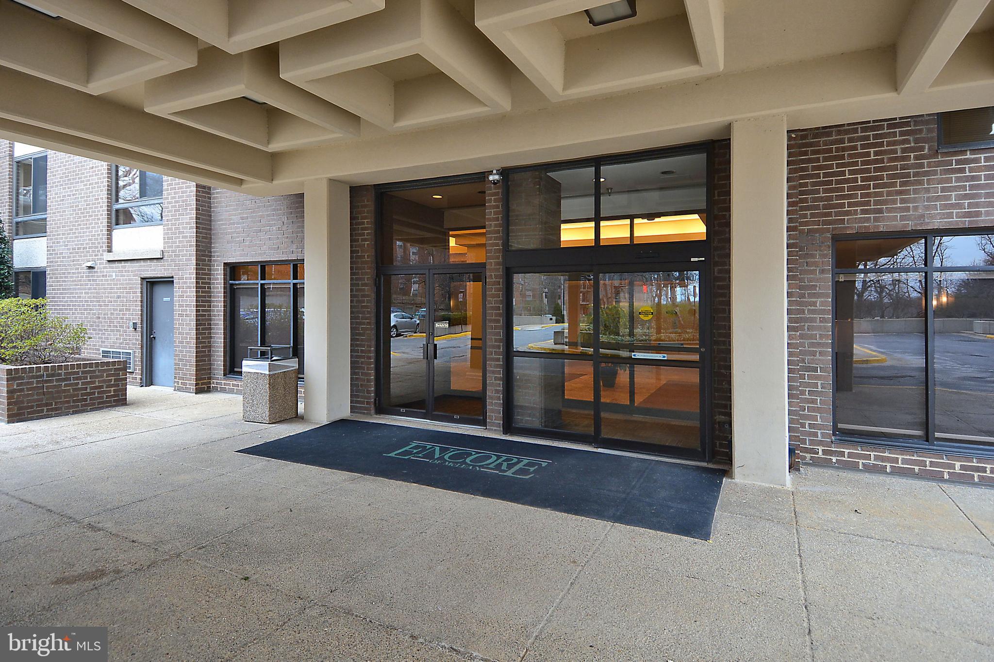 1808 Old Meadow Road, Unit 112 McLean, VA 22102 - Photo 2 of 37