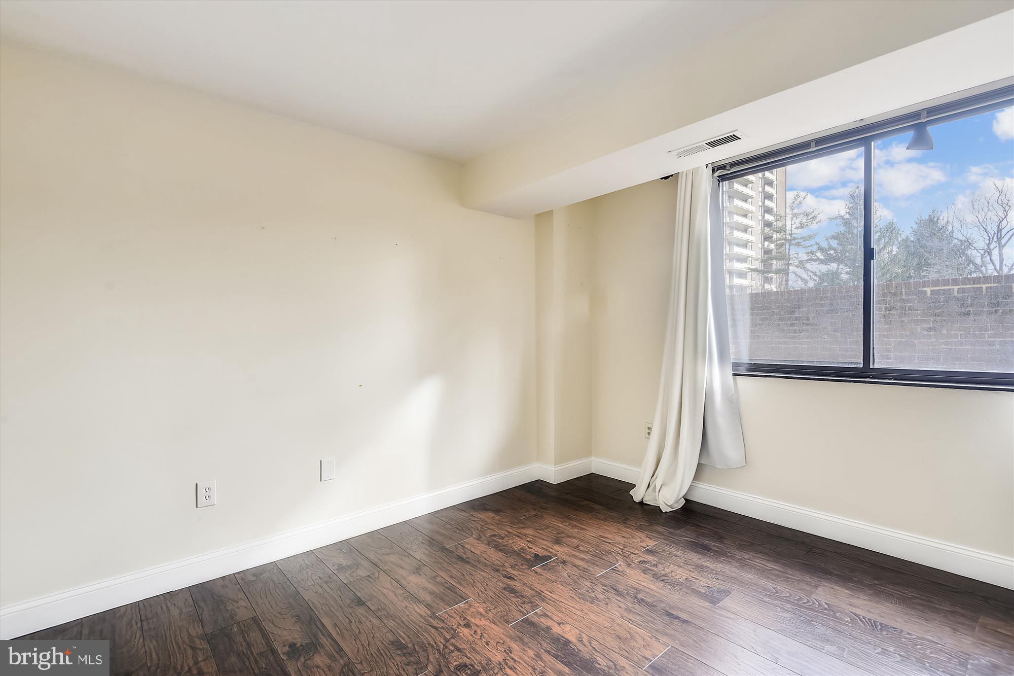 1808 Old Meadow Road, Unit 112 McLean, VA 22102 - Photo 22 of 37