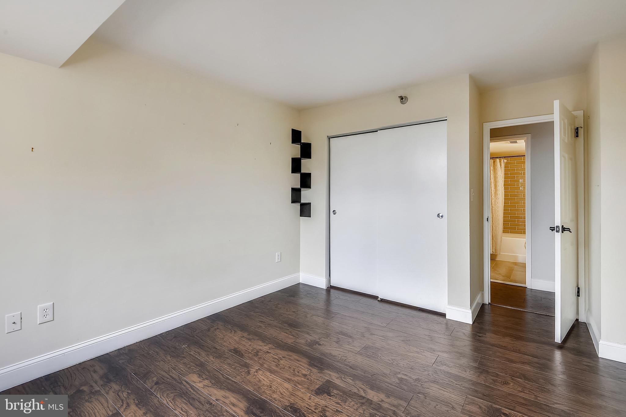 1808 Old Meadow Road, Unit 112 McLean, VA 22102 - Photo 23 of 37