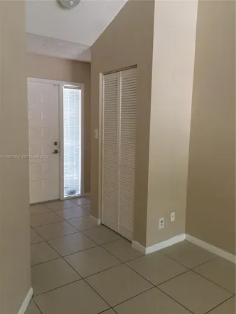 $1,875 | 9223 Southwest 141st Place, Unit 9223, Miami, FL 33186