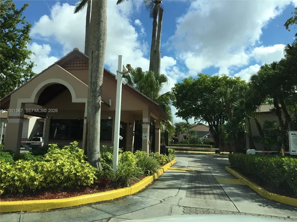 $1,875 | 9223 Southwest 141st Place, Unit 9223, Miami, FL 33186