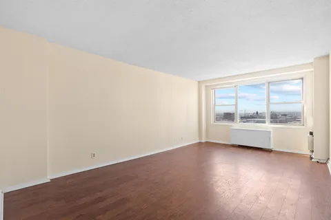 $299,000 | 225 St Pauls Avenue, Unit 9B, Jersey City, NJ 07306