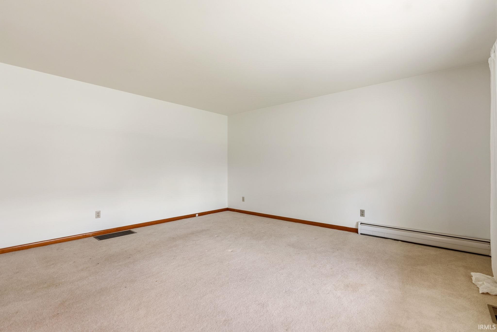 6515 West Hills Road Fort Wayne, IN 46804 - Photo 10 of 35