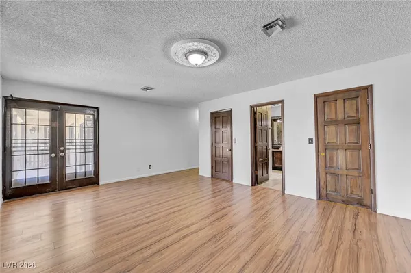 $5,500 | 6975 O'Bannon Drive, Las Vegas, NV 89146