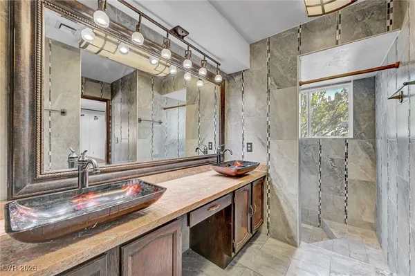 $5,500 | 6975 O'Bannon Drive, Las Vegas, NV 89146