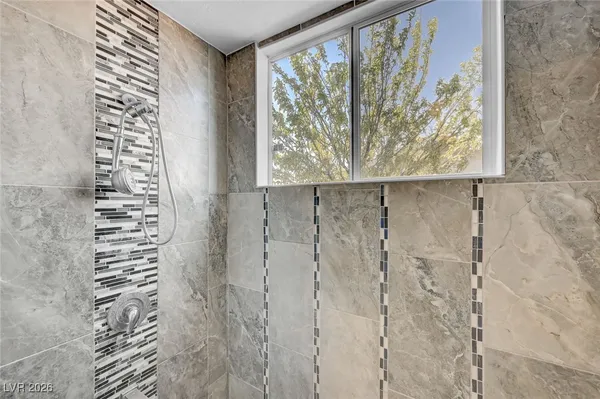 $5,500 | 6975 O'Bannon Drive, Las Vegas, NV 89146