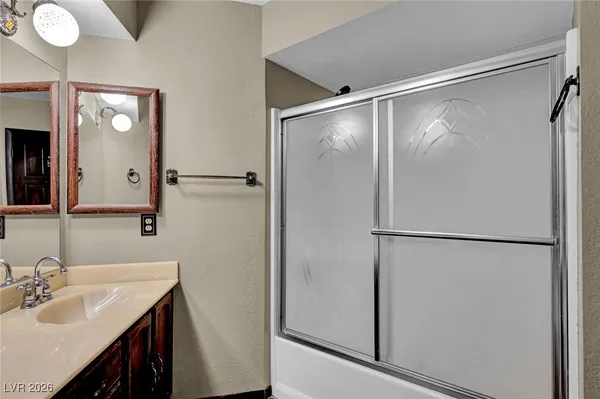 $5,500 | 6975 O'Bannon Drive, Las Vegas, NV 89146