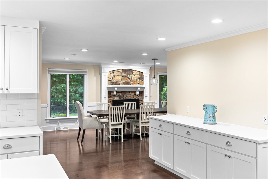 18 Kings Road Sharon, MA 02067 - Photo 12 of 42