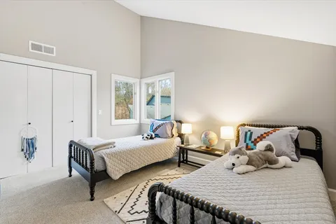 $900,000 | 228 Harpeth Wood Drive, Nashville, TN 37221