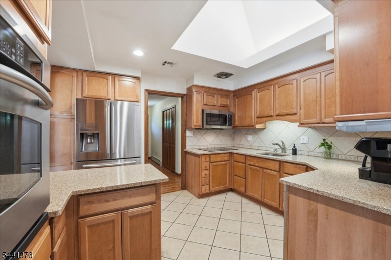 1352 Crim Road Bridgewater, NJ 08807 - Photo 8 of 34
